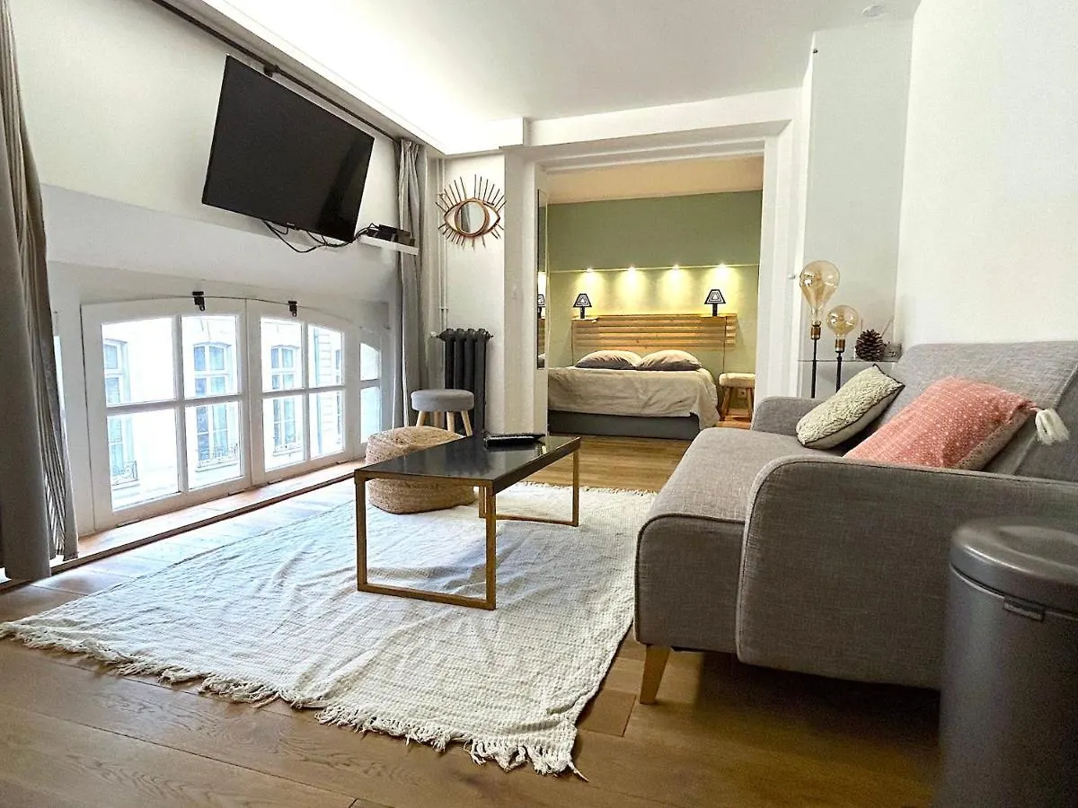 Loft Varenne Paris